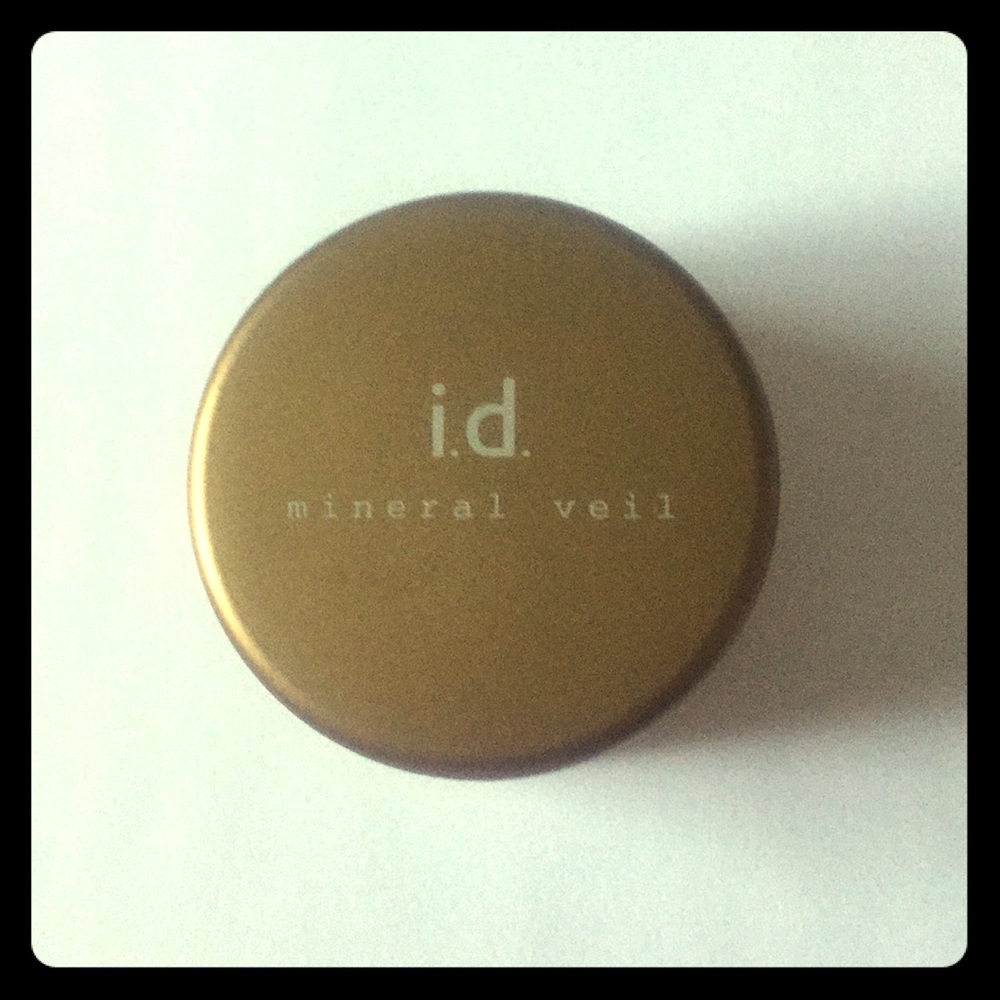 Bare Minerals mineral veil new